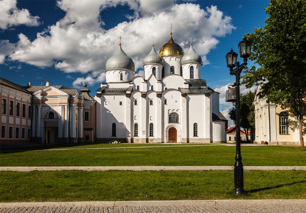 uploads/5_Weliki_Nowgorod_St._Sophia_Kathedrale.jpg