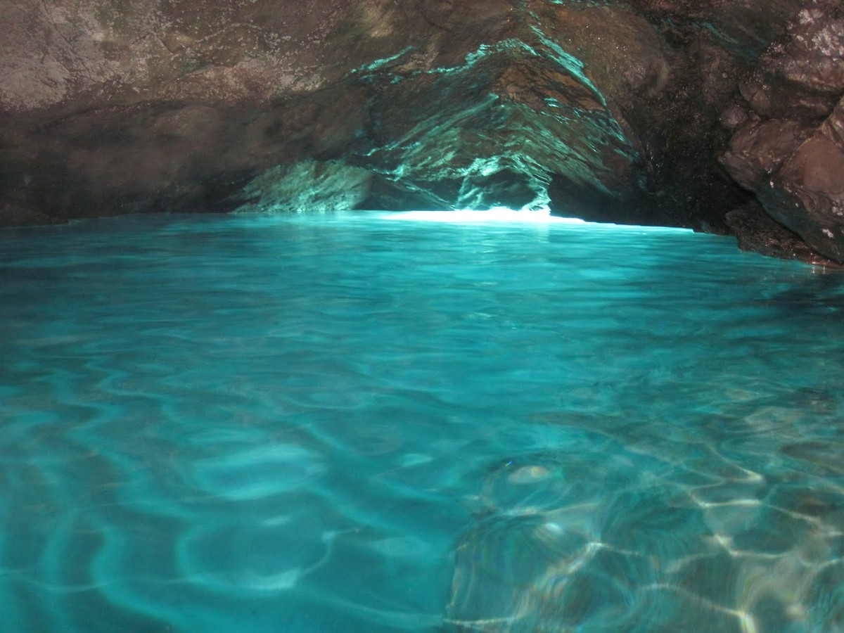 uploads/blaue_grotte_fXzwz99.jpg